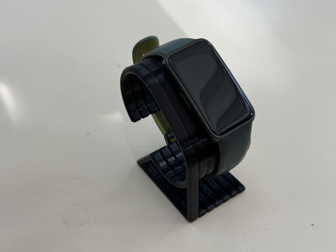Фитнес-браслет Huawei Band 8