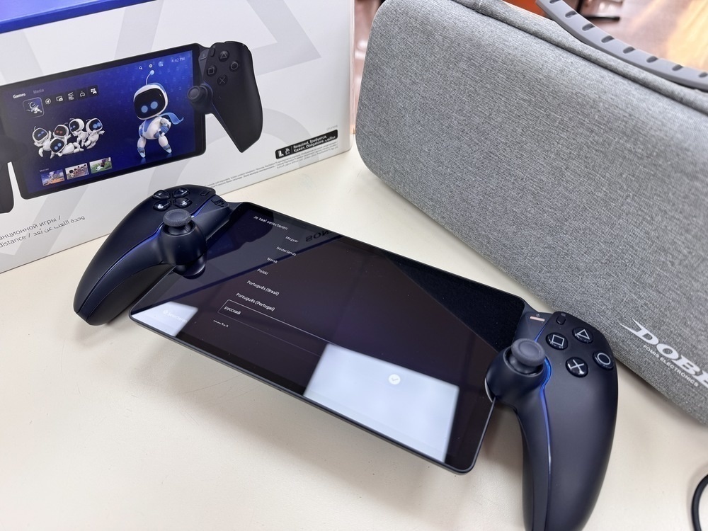 Игровая приставка PlayStation Portal