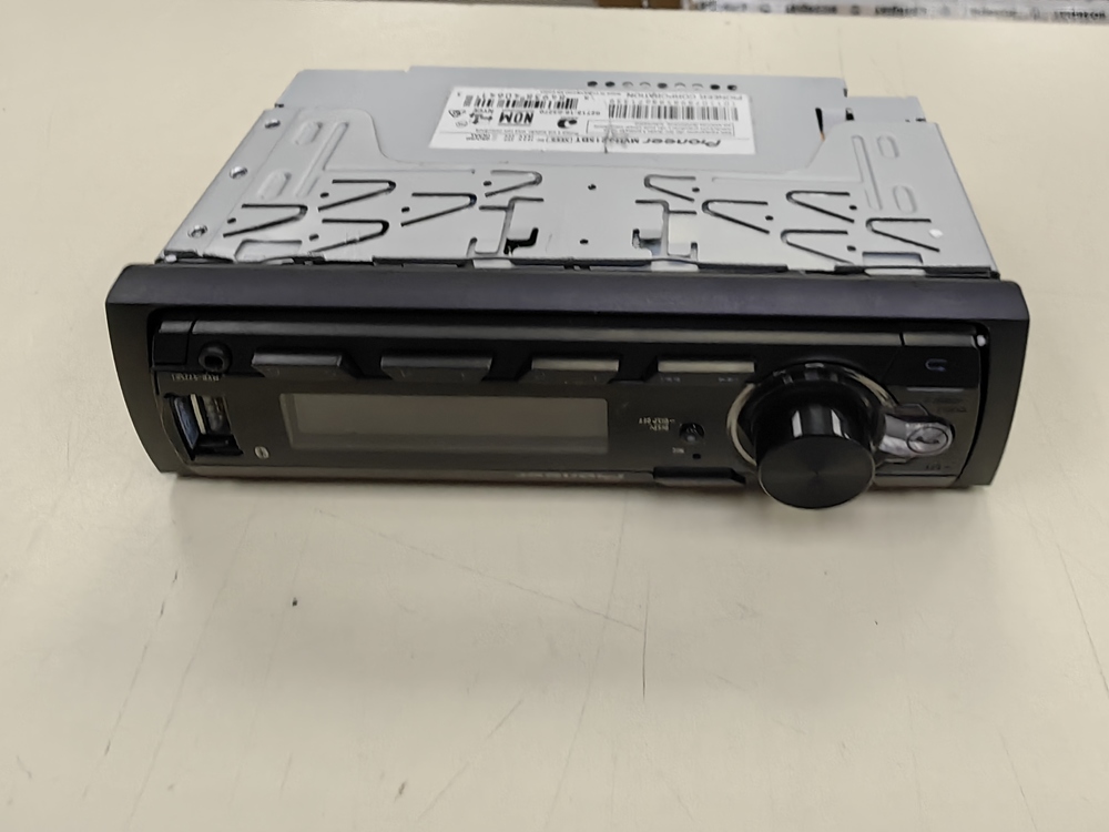 Автомагнитола Pioneer MVH-S215BT