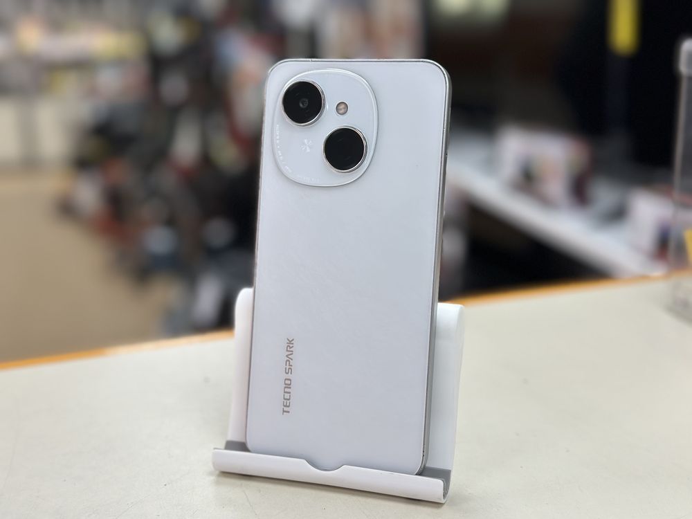 Смартфон Tecno Spark GO 1 3/64