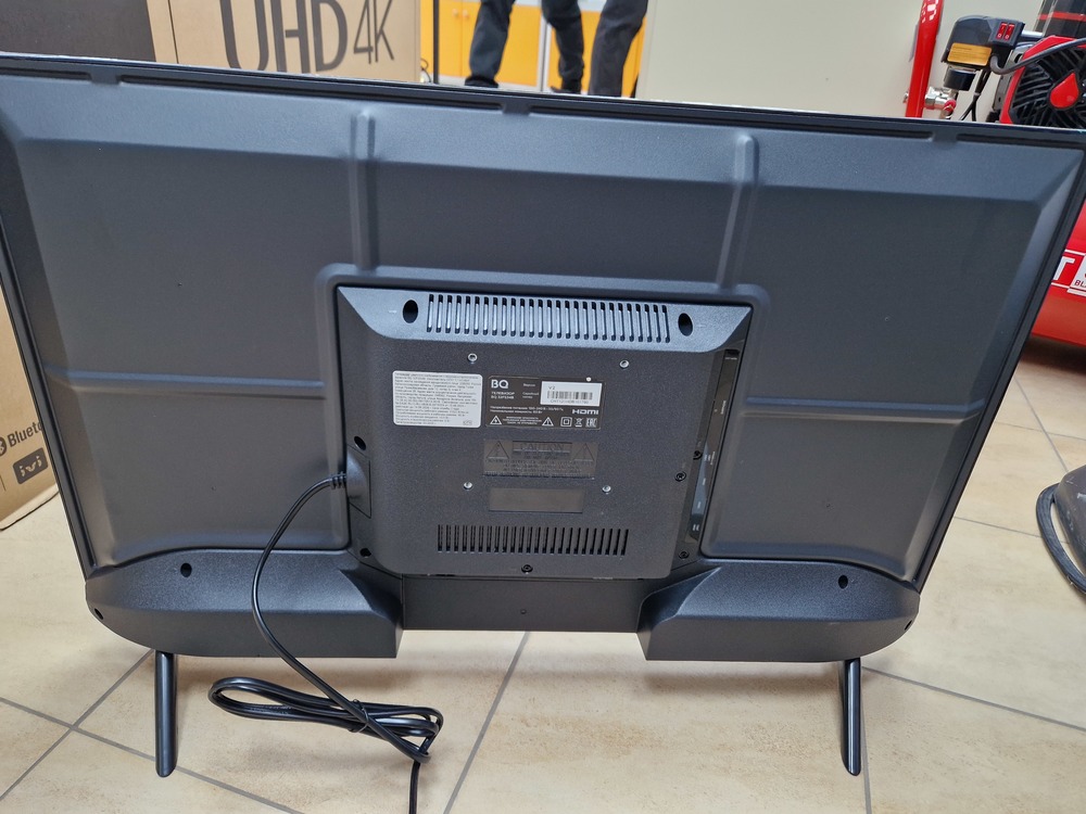 LED Телевизор BQ 32FS34B