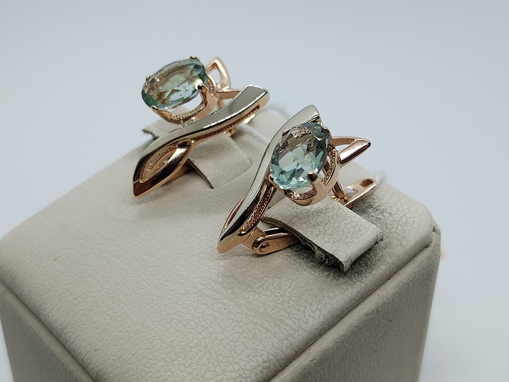 СКМ585 СЕРЬГИ С КАМНЕМ (Au 585)