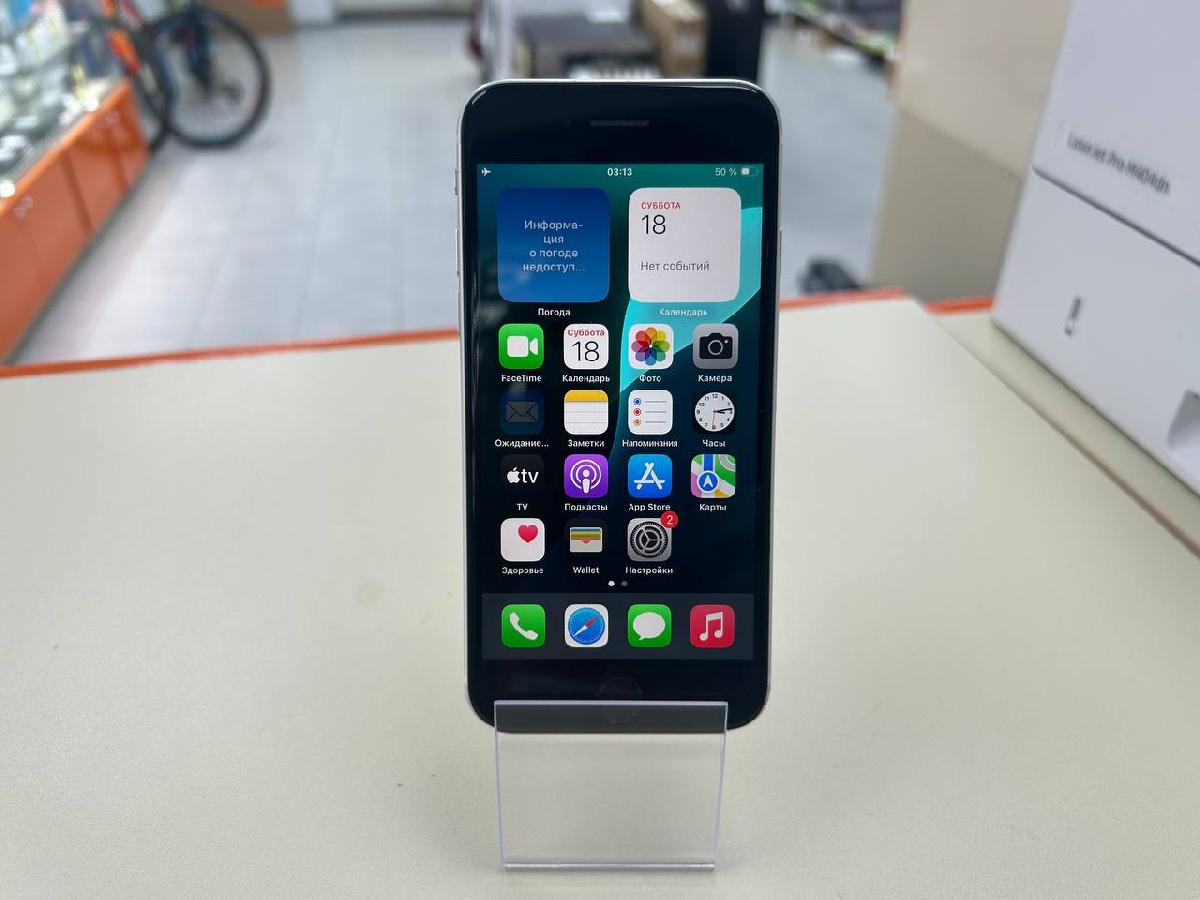 Смартфон Apple iPhone SE 2020 64Gb