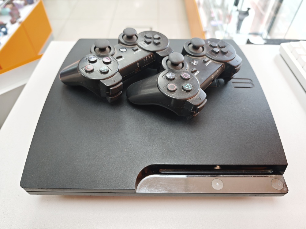 Игровая приставка PlayStation 3 320gb
