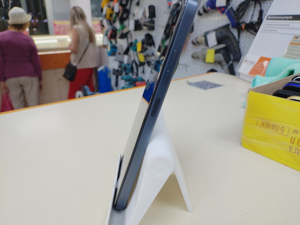 Смартфон Tecno Spark 20C 4/256