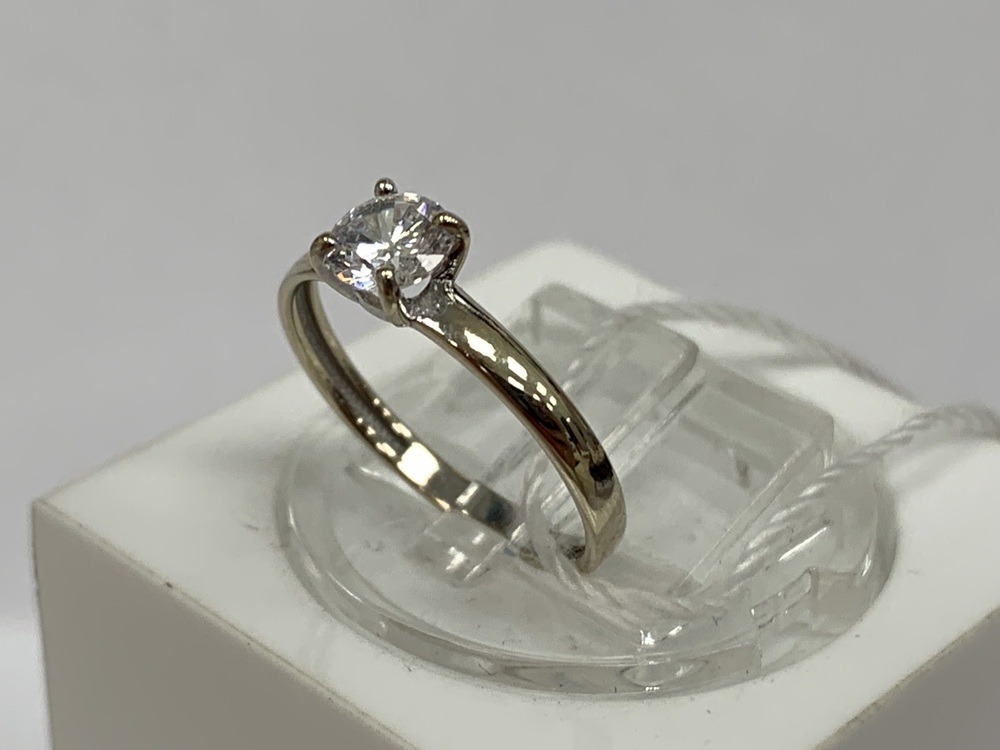 КОЛКМ585 КОЛЬЦО С КАМНЕМ (Au 585)