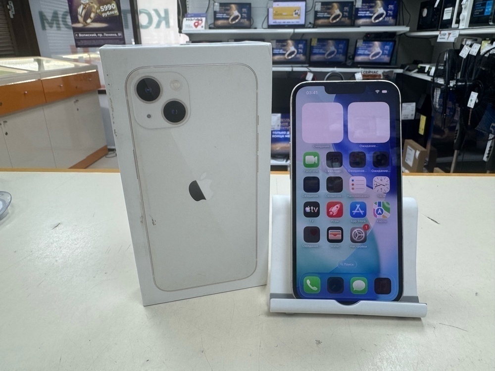 Смартфон Apple iPhone 13 128Gb