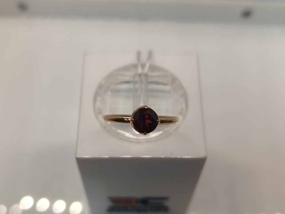 КОЛКМ585 КОЛЬЦО С КАМНЕМ (Au 585)