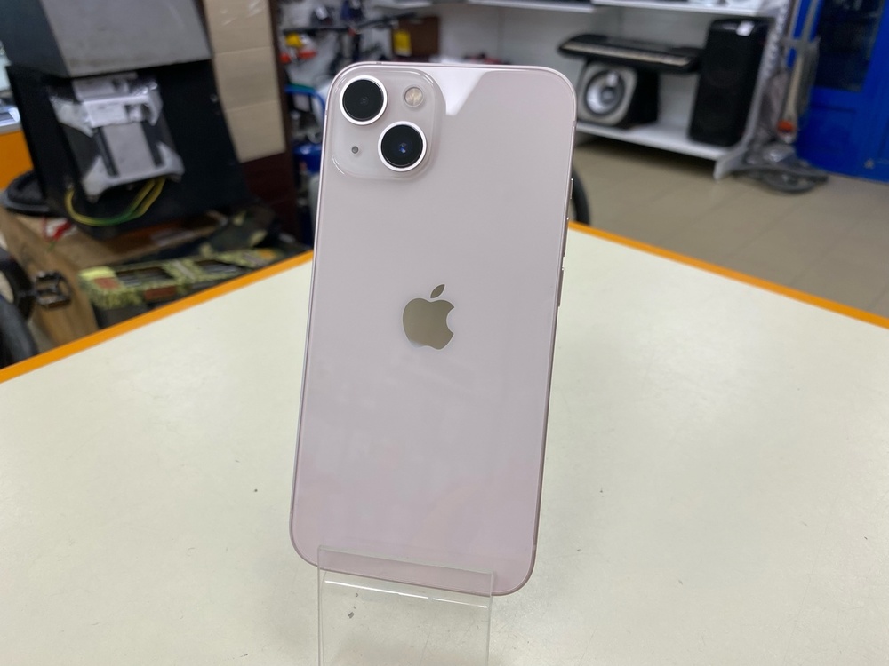 Смартфон Apple iPhone 13 128Gb