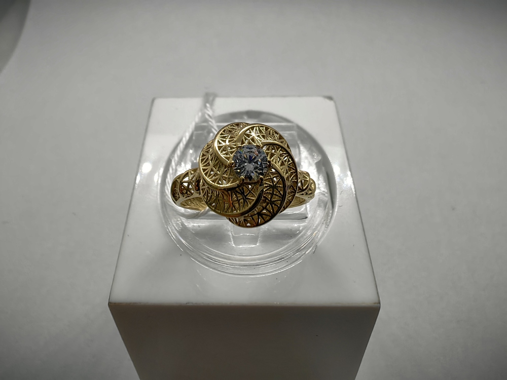 КОЛКМ585 КОЛЬЦО С КАМНЕМ (Au 585)