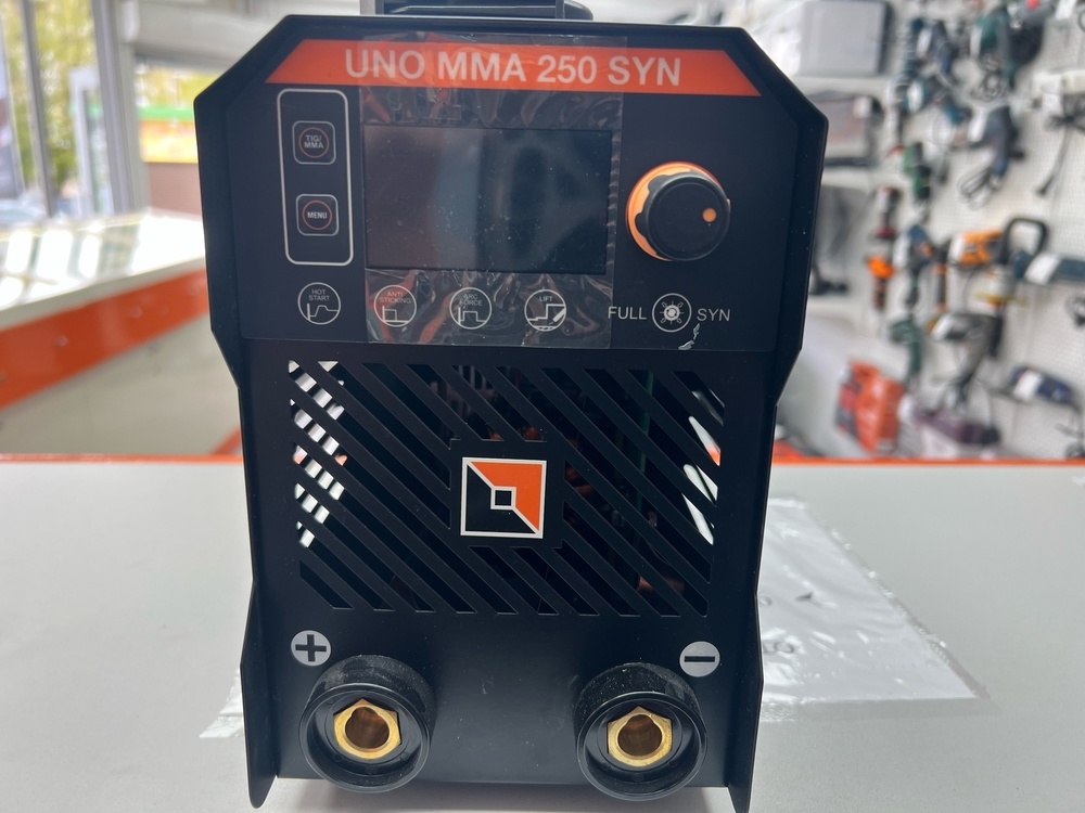 Сварочный аппарат FoxWeld UNO MMA 250 SYN