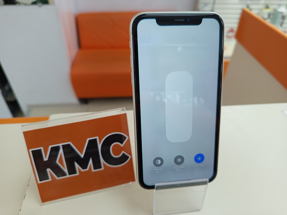 Смартфон Apple iPhone 11 128Gb