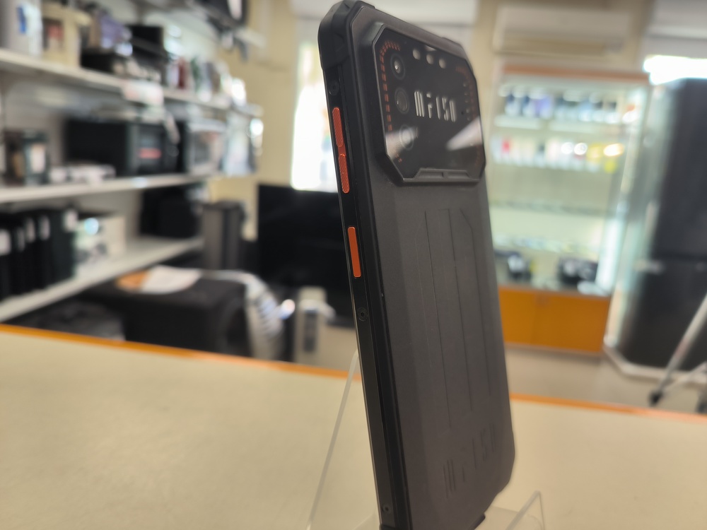 Смартфон IIIF150 AIR1 6/64