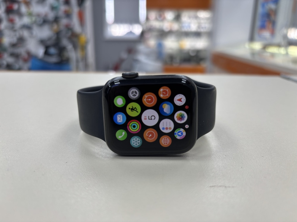 Смарт-часы Apple Watch Series 5 44 мм