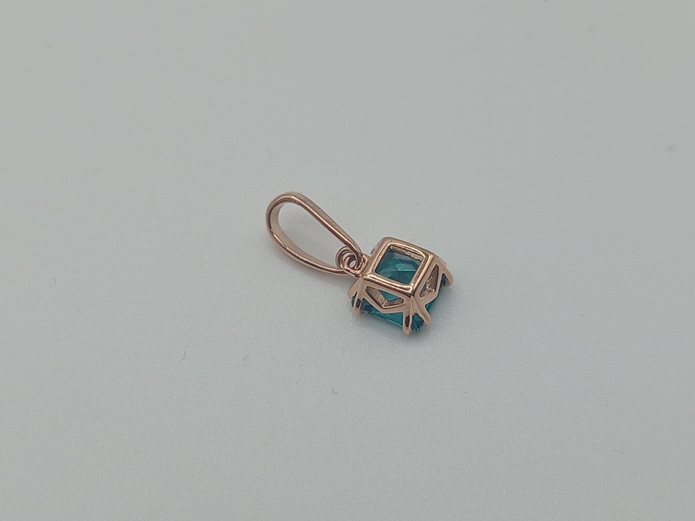 ПОДВЕСКА С КАМНЕМ (Au 585)