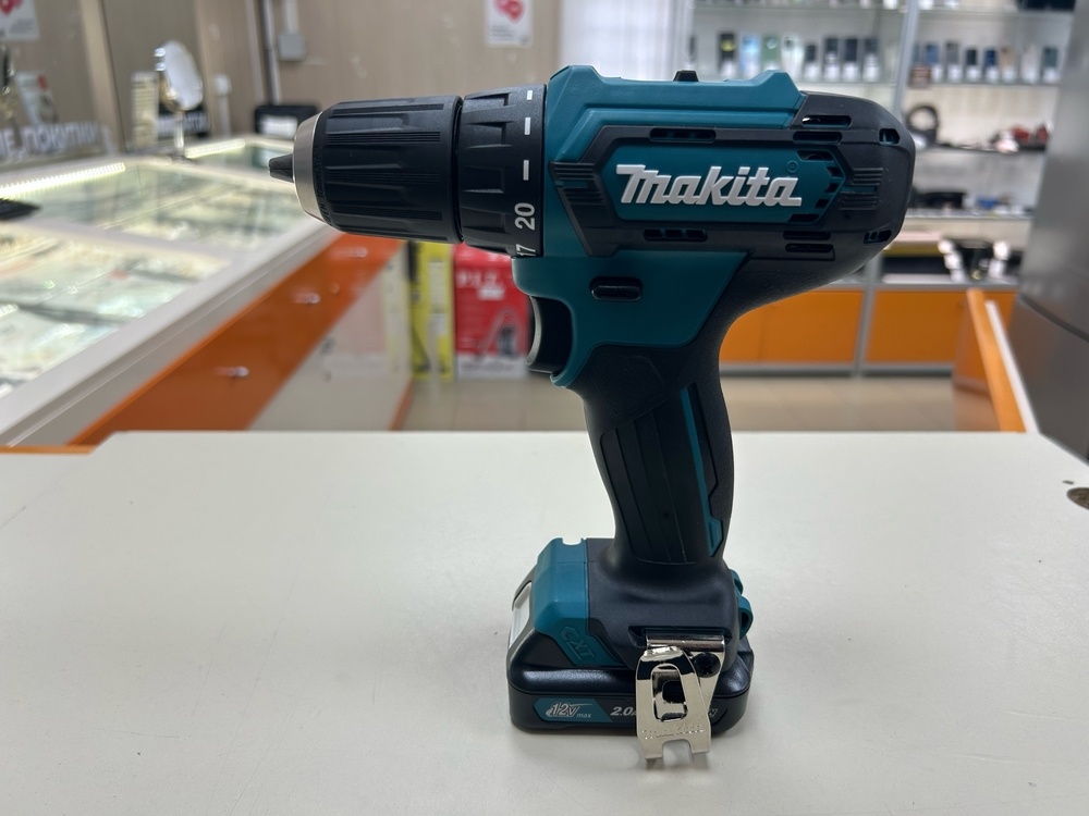 Шуруповерт Makita DF333D
