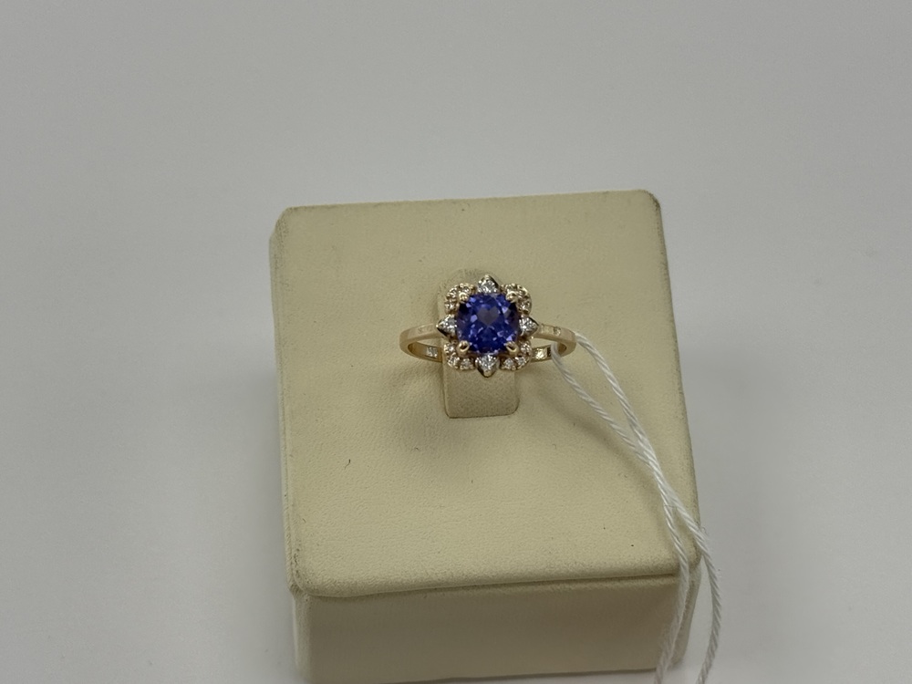 КОЛЬЦО С КАМНЯМИ (Au 585)