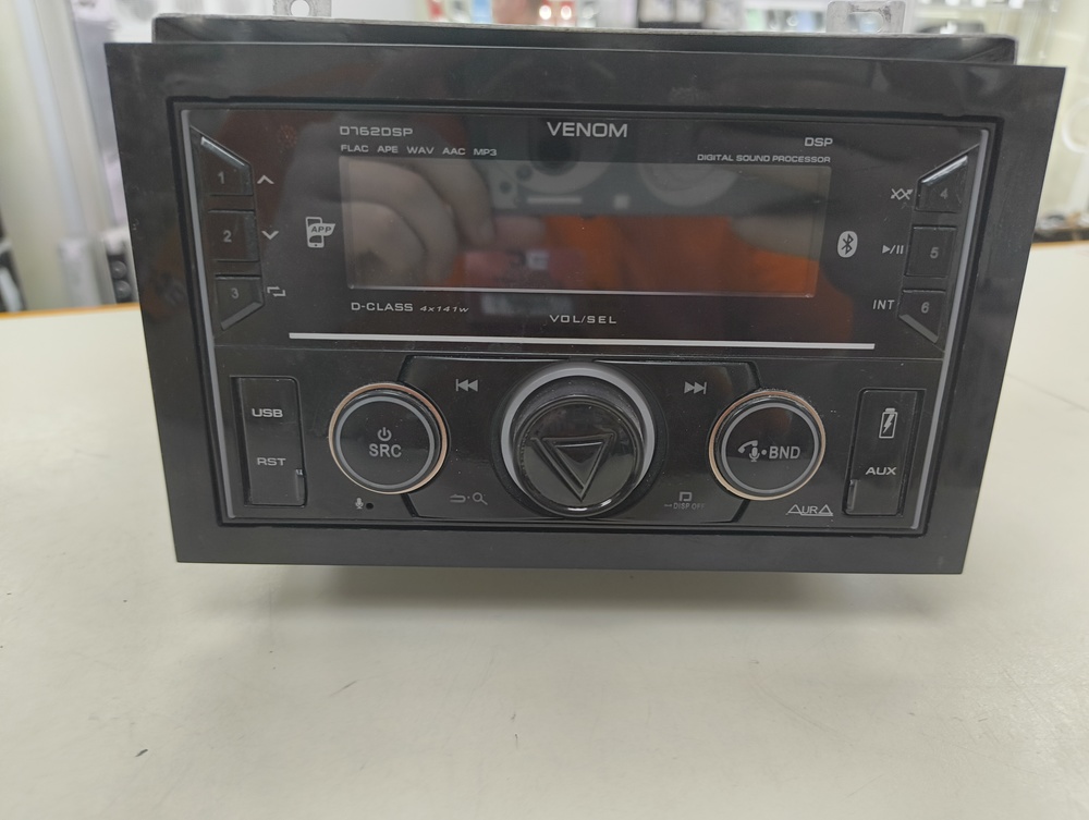 Автомагнитола Aura VENOM-D762DSP