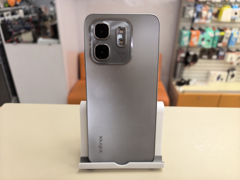 Смартфон Infinix HOT 50i 4/128