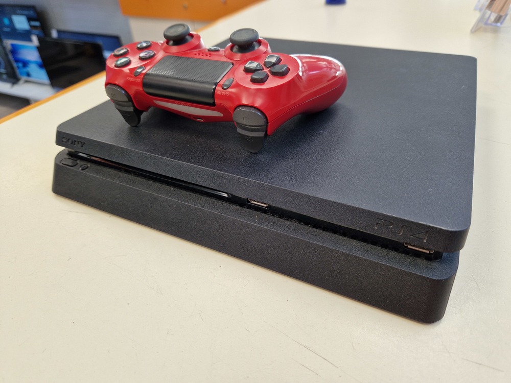 Игровая приставка PlayStation 4 Slim 500GB
