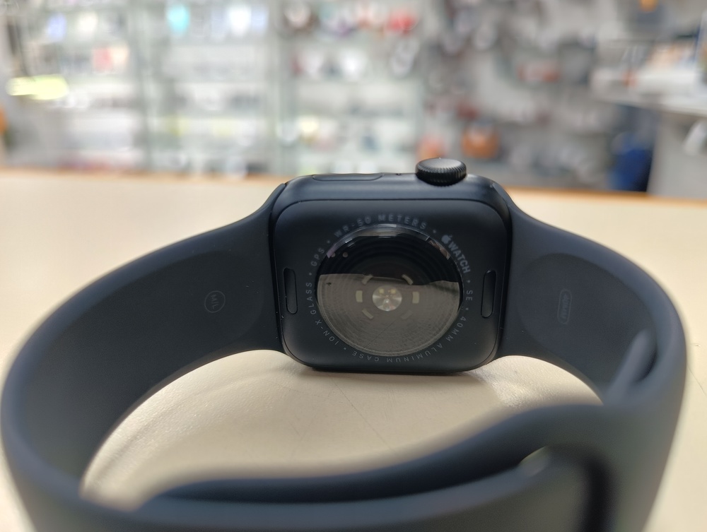 Смарт-часы Apple Watch SE 2025 40mm