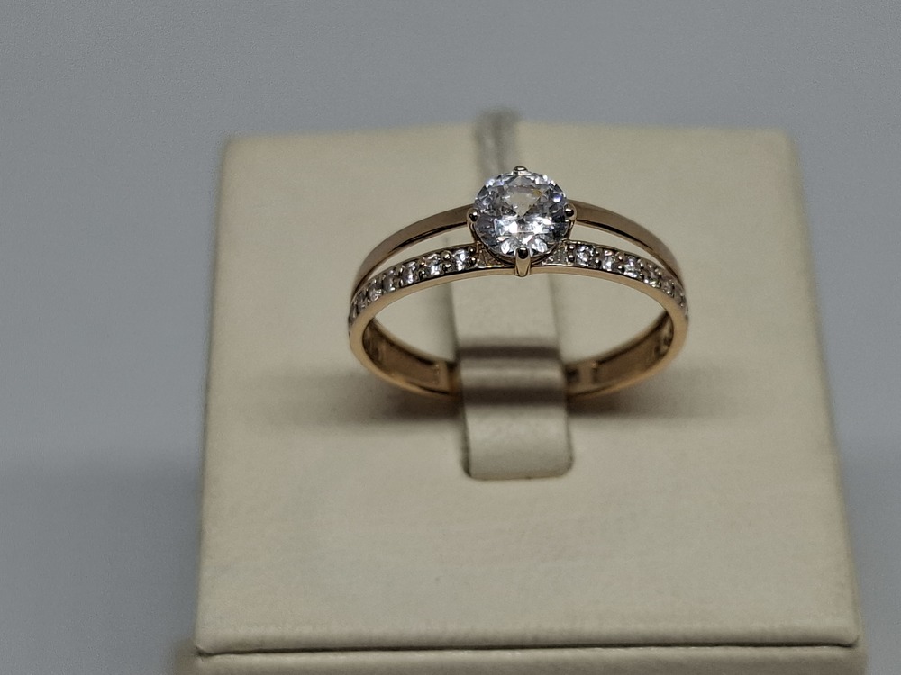 КОЛКМИ585 КОЛЬЦО С КАМНЯМИ (Au 585)