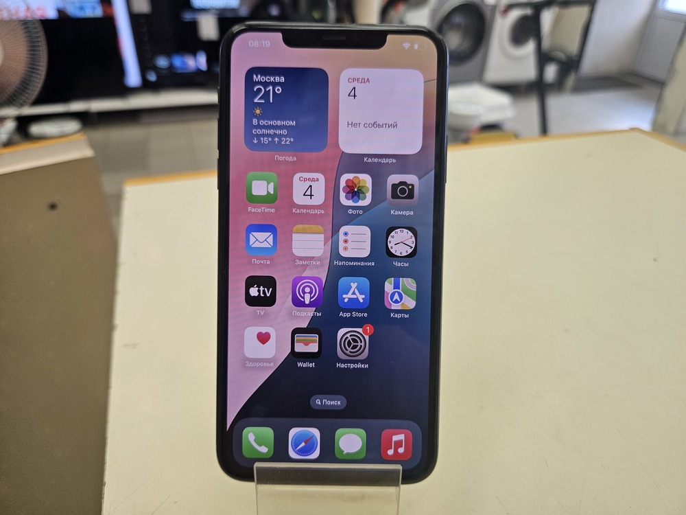 Смартфон Apple iPhone 11 Pro Max 64Gb