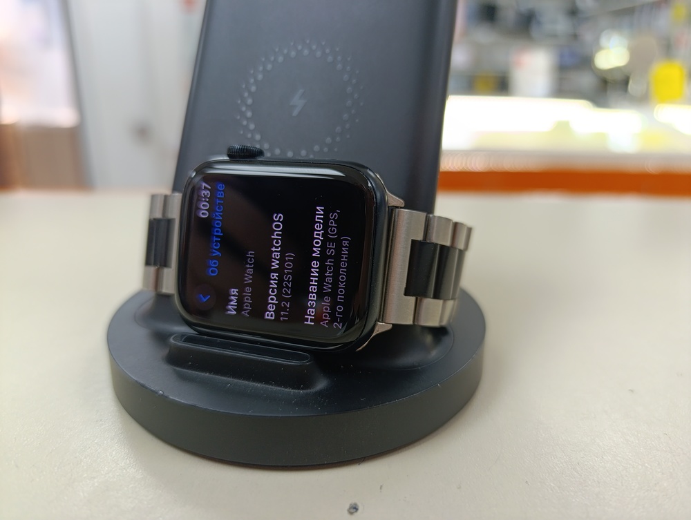Смарт-часы Apple Watch SE 2022 44mm