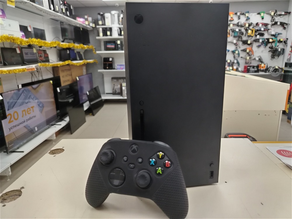 Игровая приставка Xbox Series X 1Tb