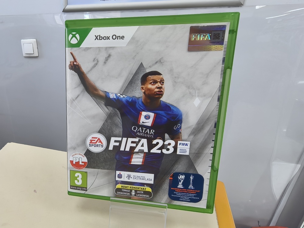 Игра  XBOX FIFA 2023