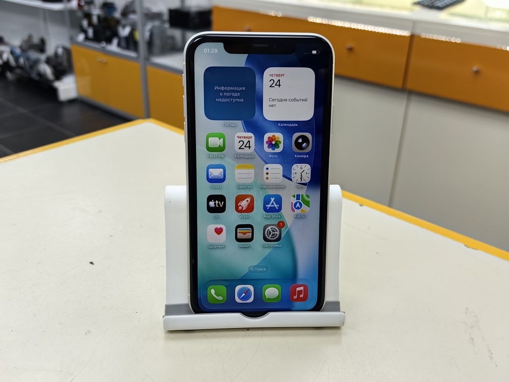 Смартфон Apple iPhone 11 64Gb