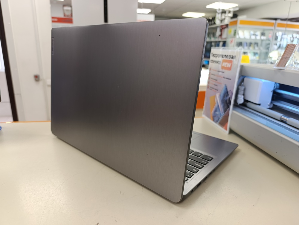 Ноутбук Lenovo ideapad 3; Ryzen 5-5500U, Radeon, 8 Гб, Нет, 1 Tb