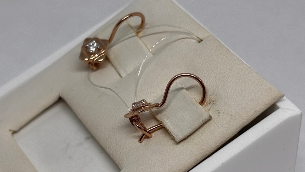 СЕРЬГИ ПЕТЕЛЬКА с камнем (Au 585)