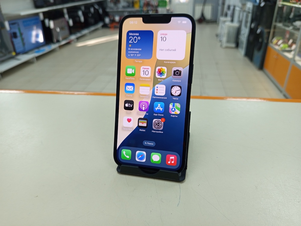 Смартфон Apple iPhone 13 128Gb