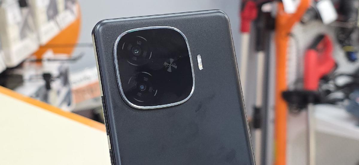 Смартфон Vivo IQOO Z9 turbo 8/256