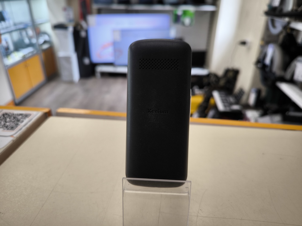 Мобильный телефон Philips X170