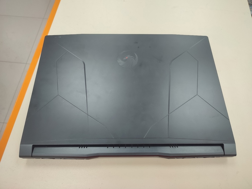 Ноутбук MSI; Ryzen 5 5600H, Radeon RX 5500, 16 Гб, 500 Гб, Нет