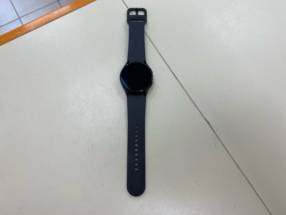 Смарт-часы Samsung Galaxy Watch 4 40mm