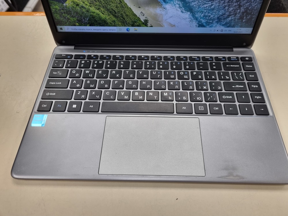 Ноутбук CHUWI *; Celeron N4020, Intel UHD Graphics, 8 Гб, 240 Гб, Нет