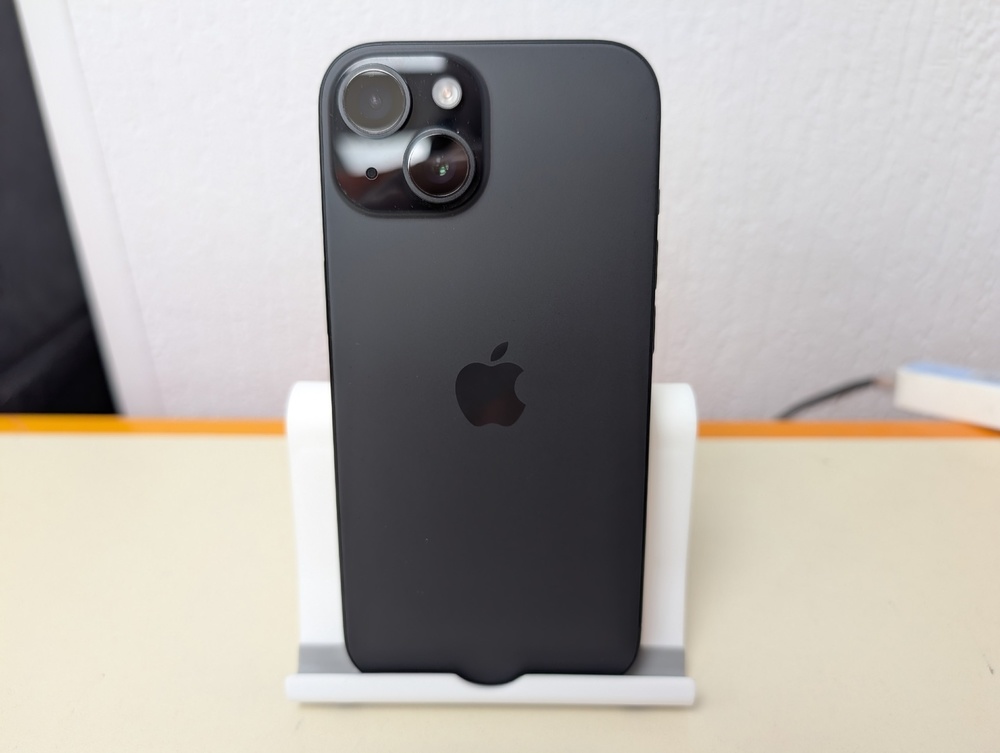 Смартфон Apple Iphone 15 128Gb
