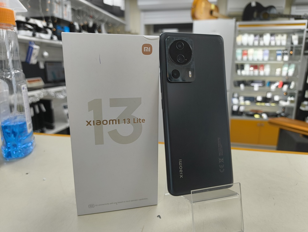 Смартфон Xiaomi 13 lite 8/256