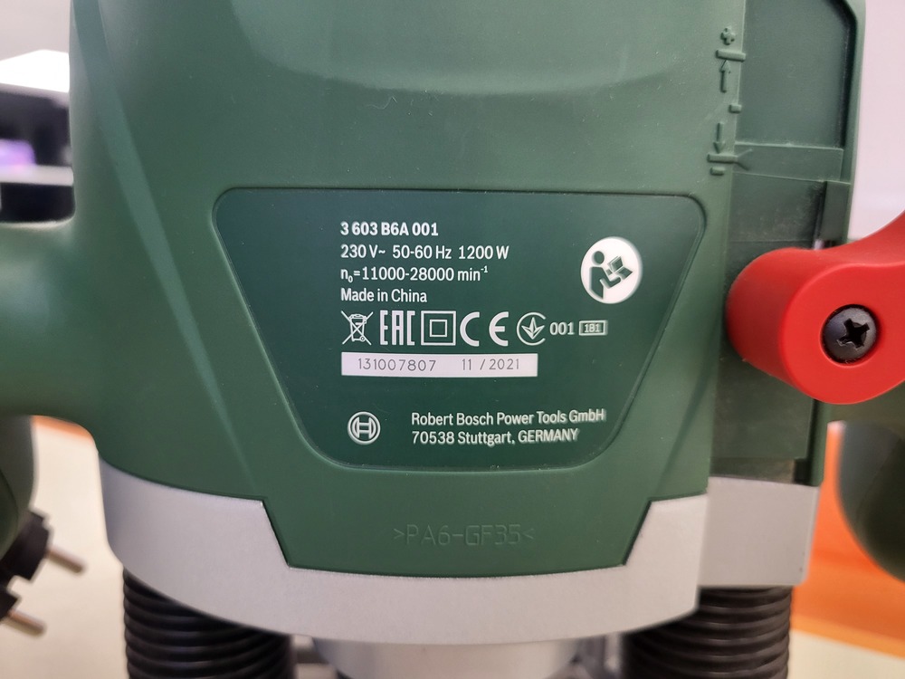Фрезер Bosch POF 1200AE