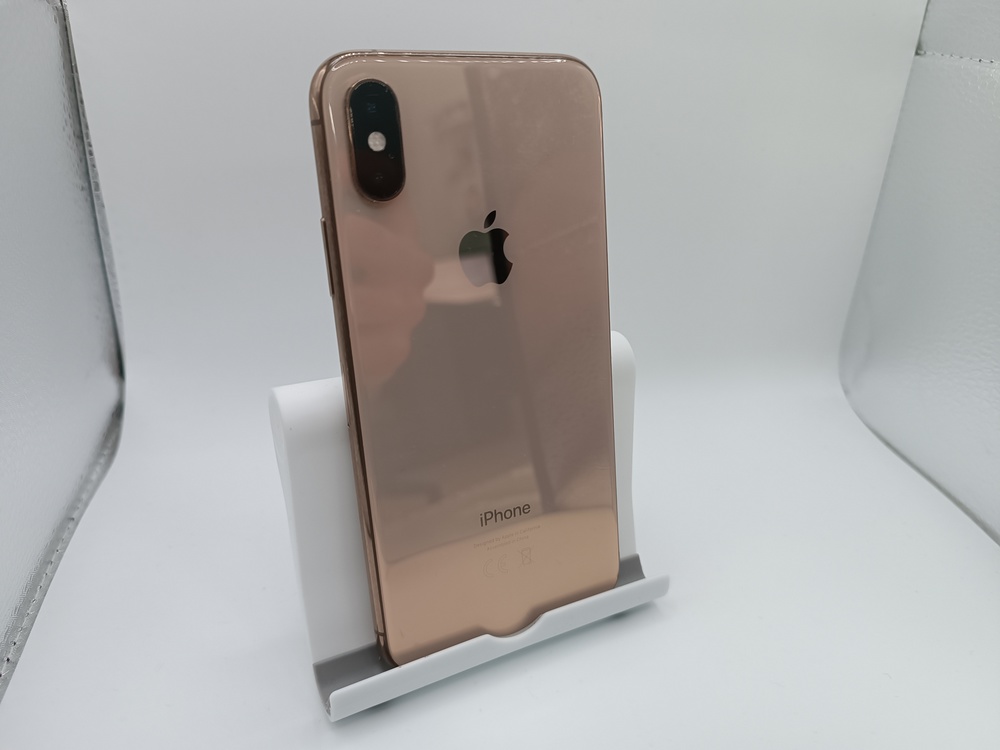 Смартфон Apple iPhone X 64Gb