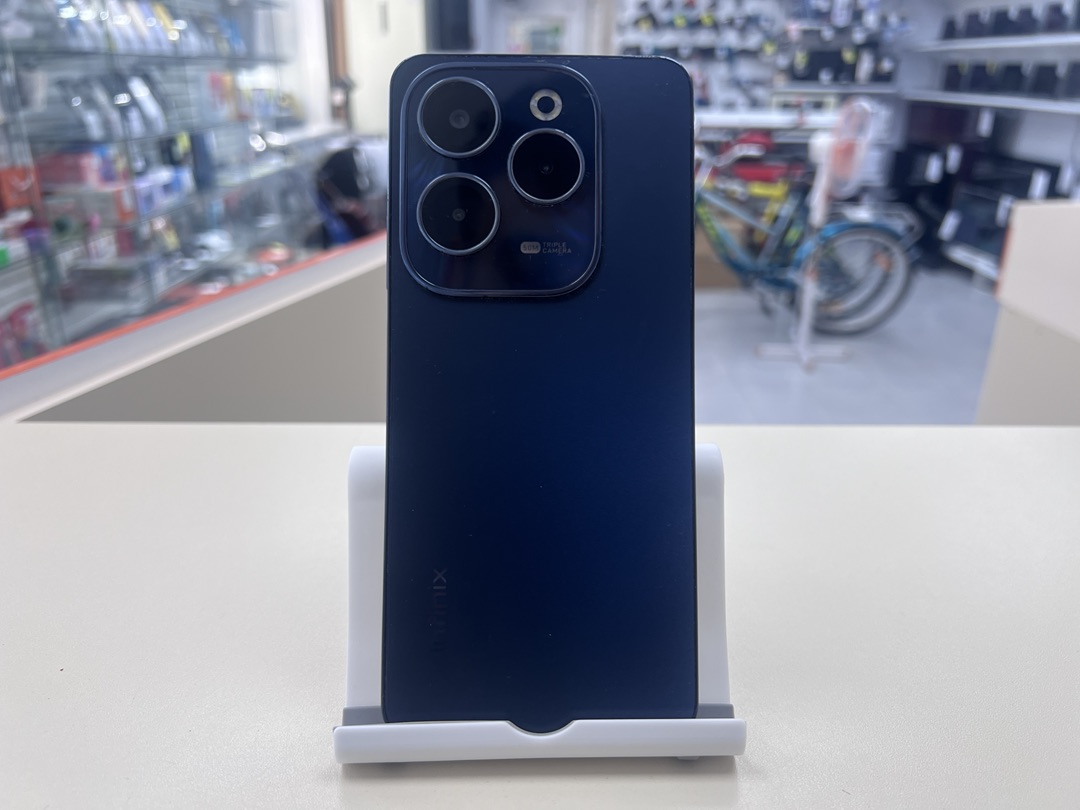 Смартфон Infinix HOT 40 8/256