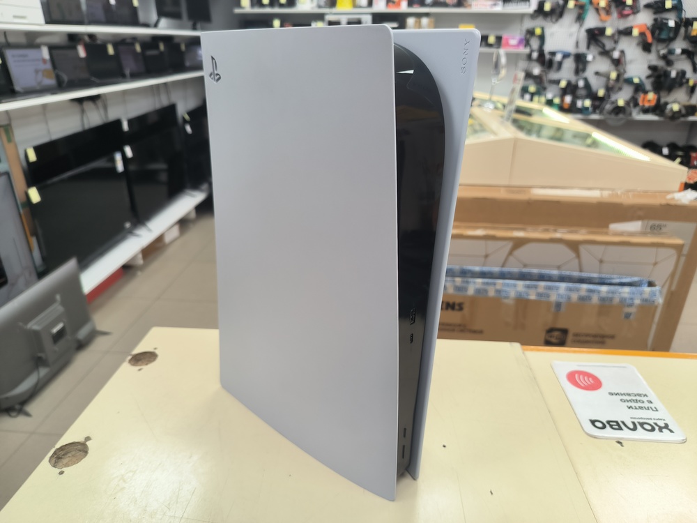 Игровая приставка PlayStation 5 825Gb (С дисководом)