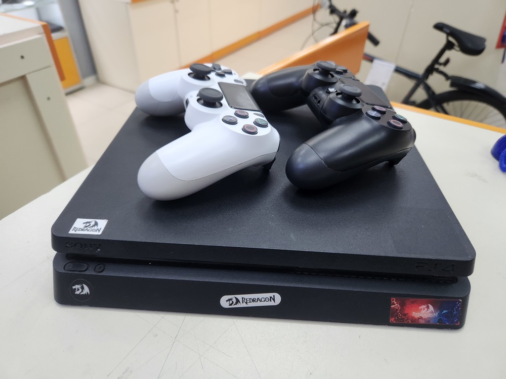 Игровая приставка PlayStation 4 Slim 500GB