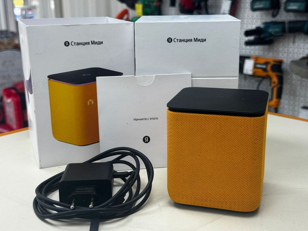 Умная колонка Яндекс Станция Миди
