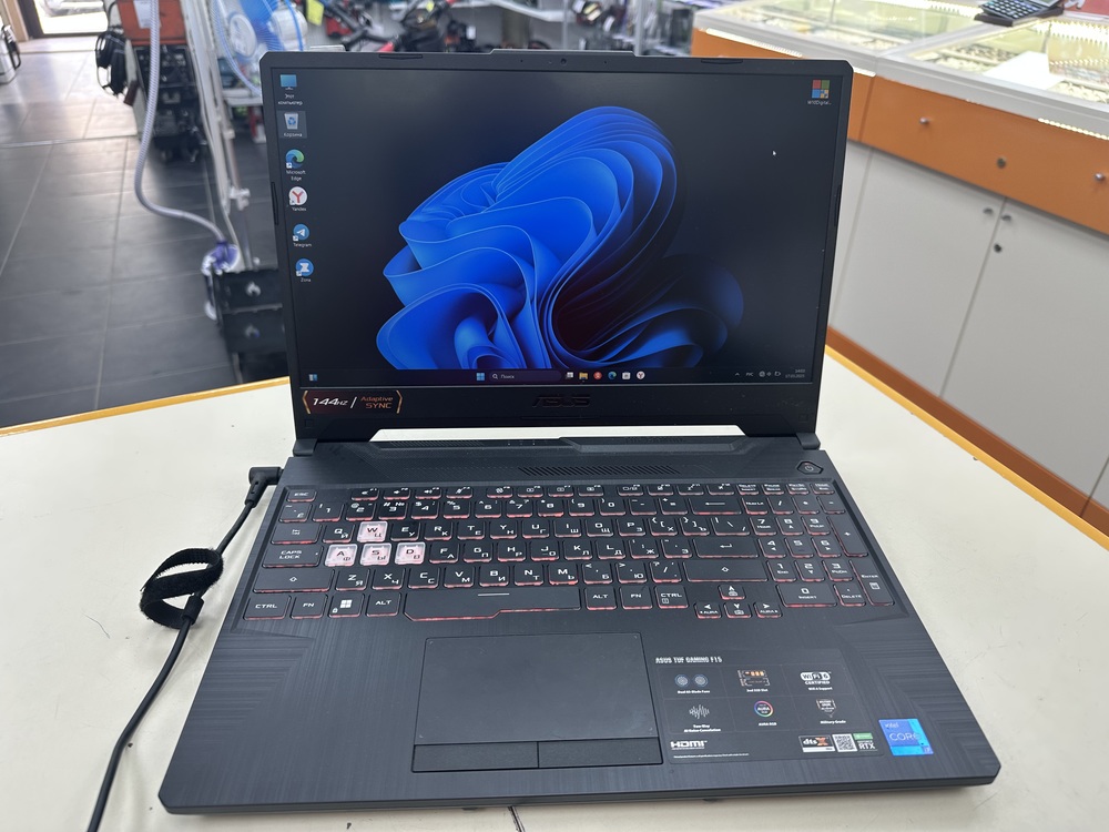 Ноутбук ASUS; Core i7-11800H, GeForce RTX 3050, 16 Гб, 512 GB, Нет