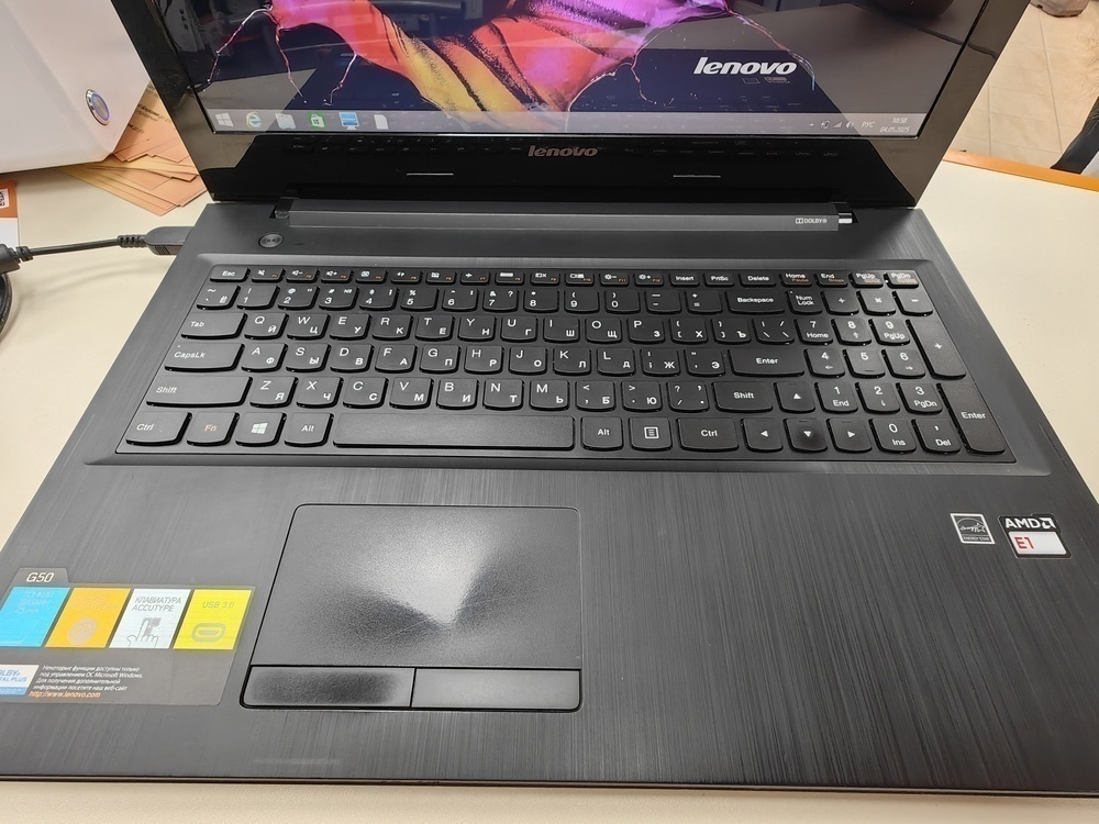 Ноутбук Lenovo; E1-6010, Radeon R2 series, 2 Гб, Нет, 500 Гб