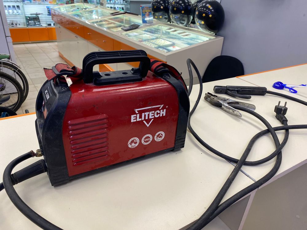 Сварочный аппарат Elitech ИС 220
